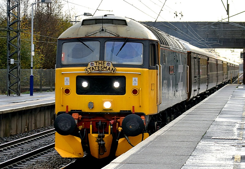 [wnxx] Pictures 47828 47593 Edinburgh Christmas Statesman 231122